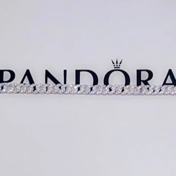 PANDORA TIMELESS PAVE CUBAN CHAIN BRACELET! NEW IN THE BOX! - Picture 5 of 16